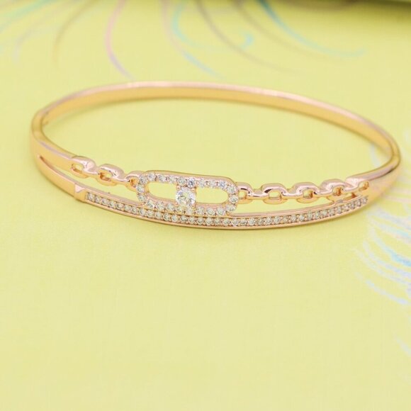 Elegant Chain Link Rose Gold Bangle with Pave Stone Center, XPBL0446 - Picture 3 of 11